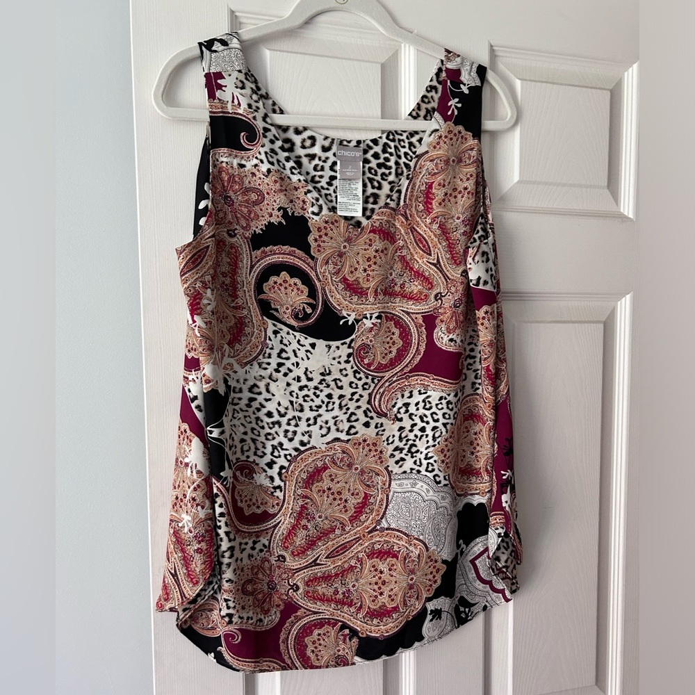 Chicos reversible tank size 2 NWT
